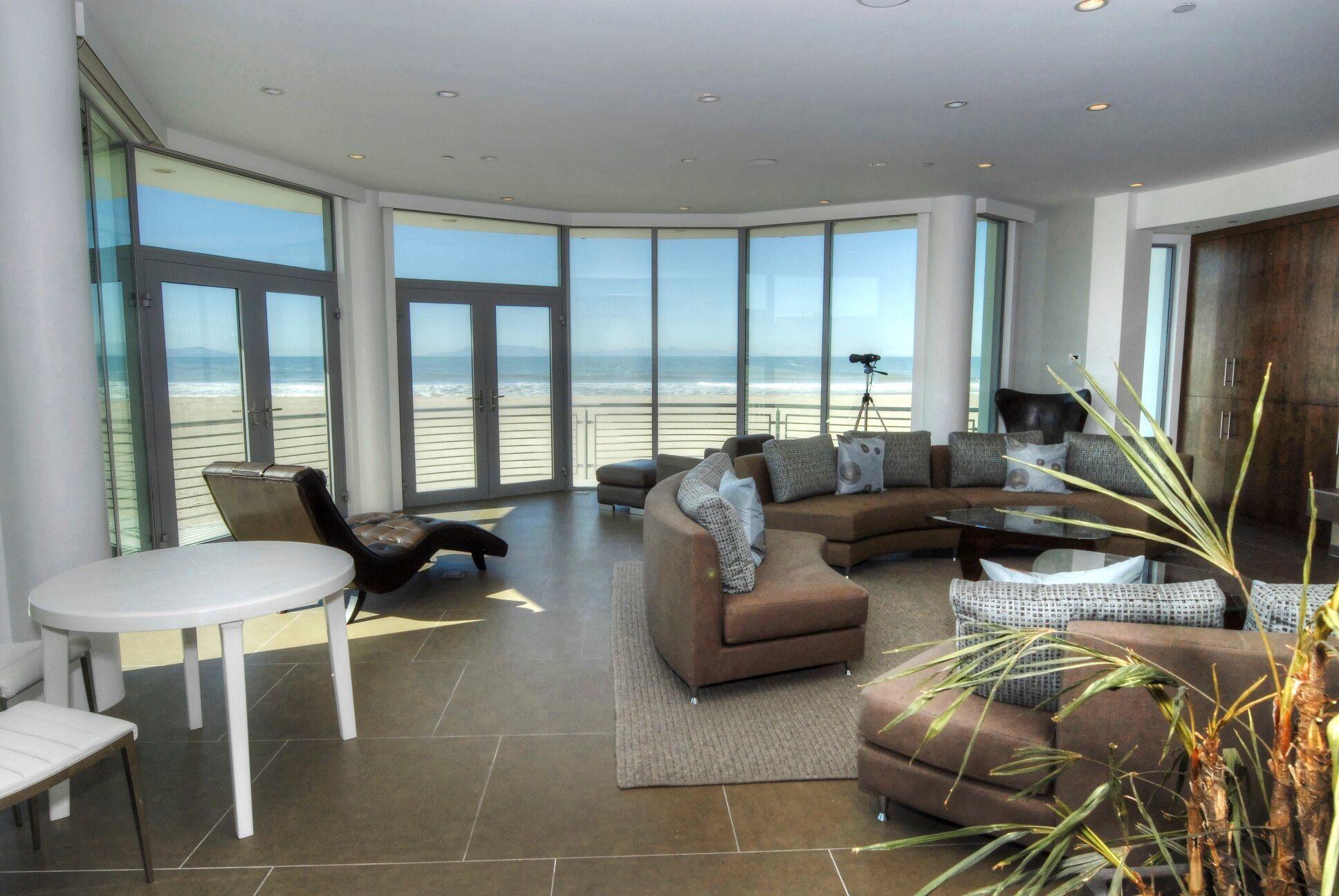 1251 Capri Way Oxnard, CA 93035 - Photo 4 of 15 p-6