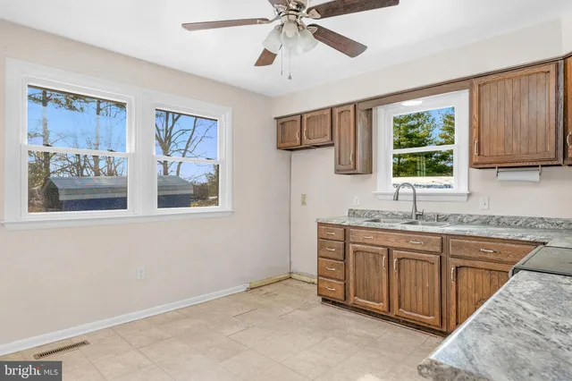 $315,000 | 640 Raywell Avenue, Union Bridge, MD 21791