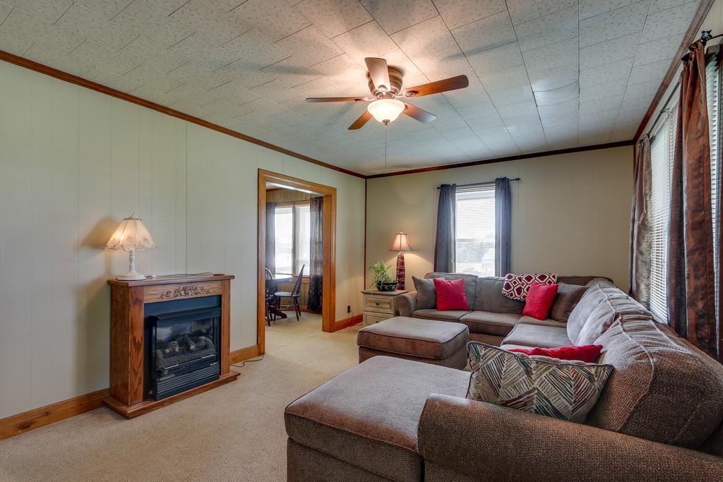 631 Pond Road Dickson, TN 37055 - Photo 3 of 30 Gallery Image 3