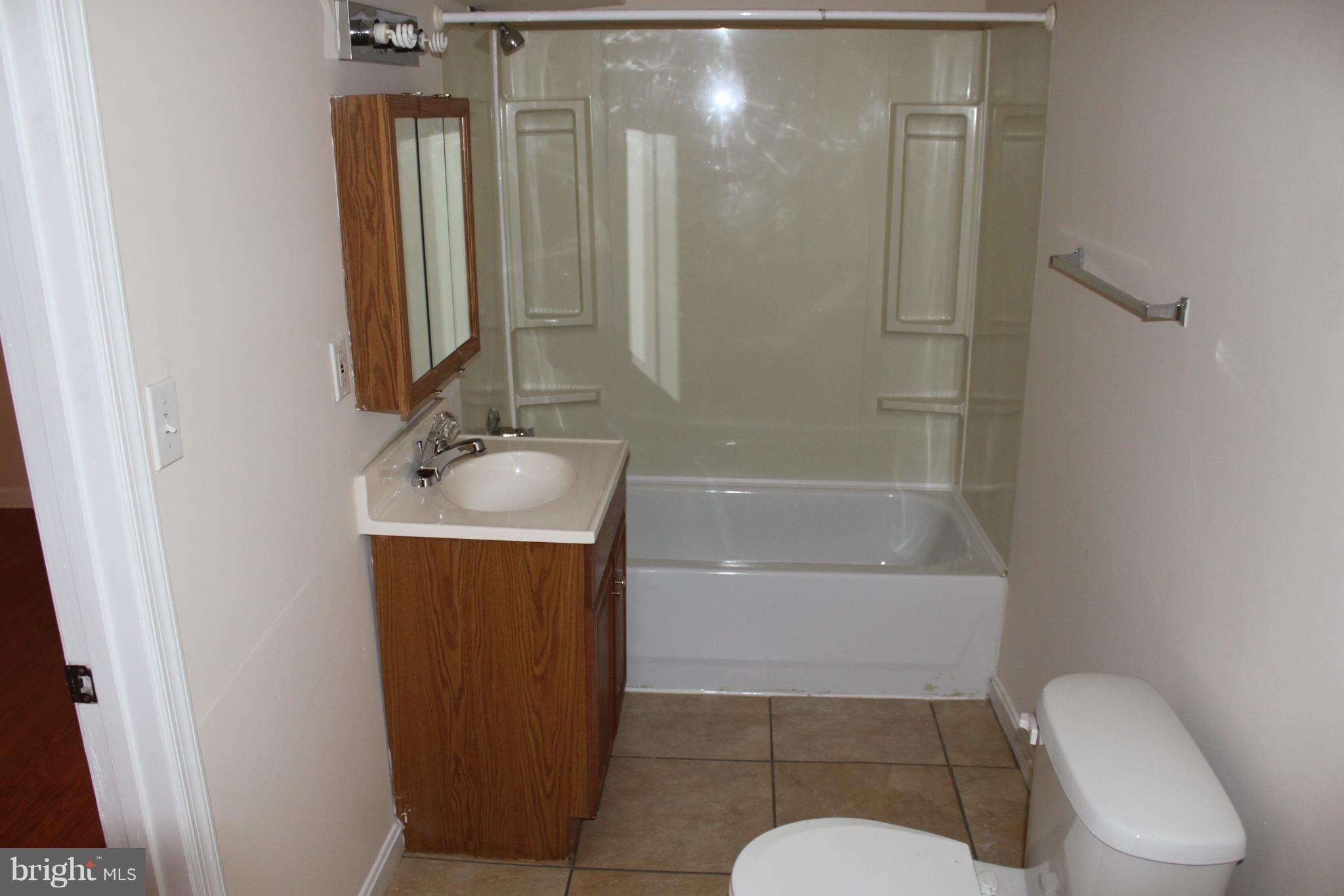 2208 Allendale Road Baltimore, MD 21216 - Photo 24 of 24 Bath (Master)