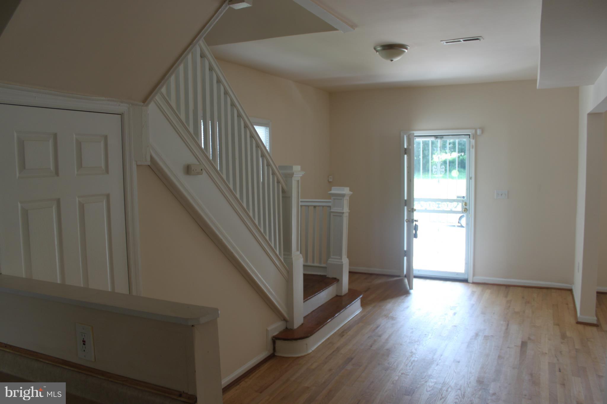 2208 Allendale Road Baltimore, MD 21216 - Photo 10 of 24 Interior (General)