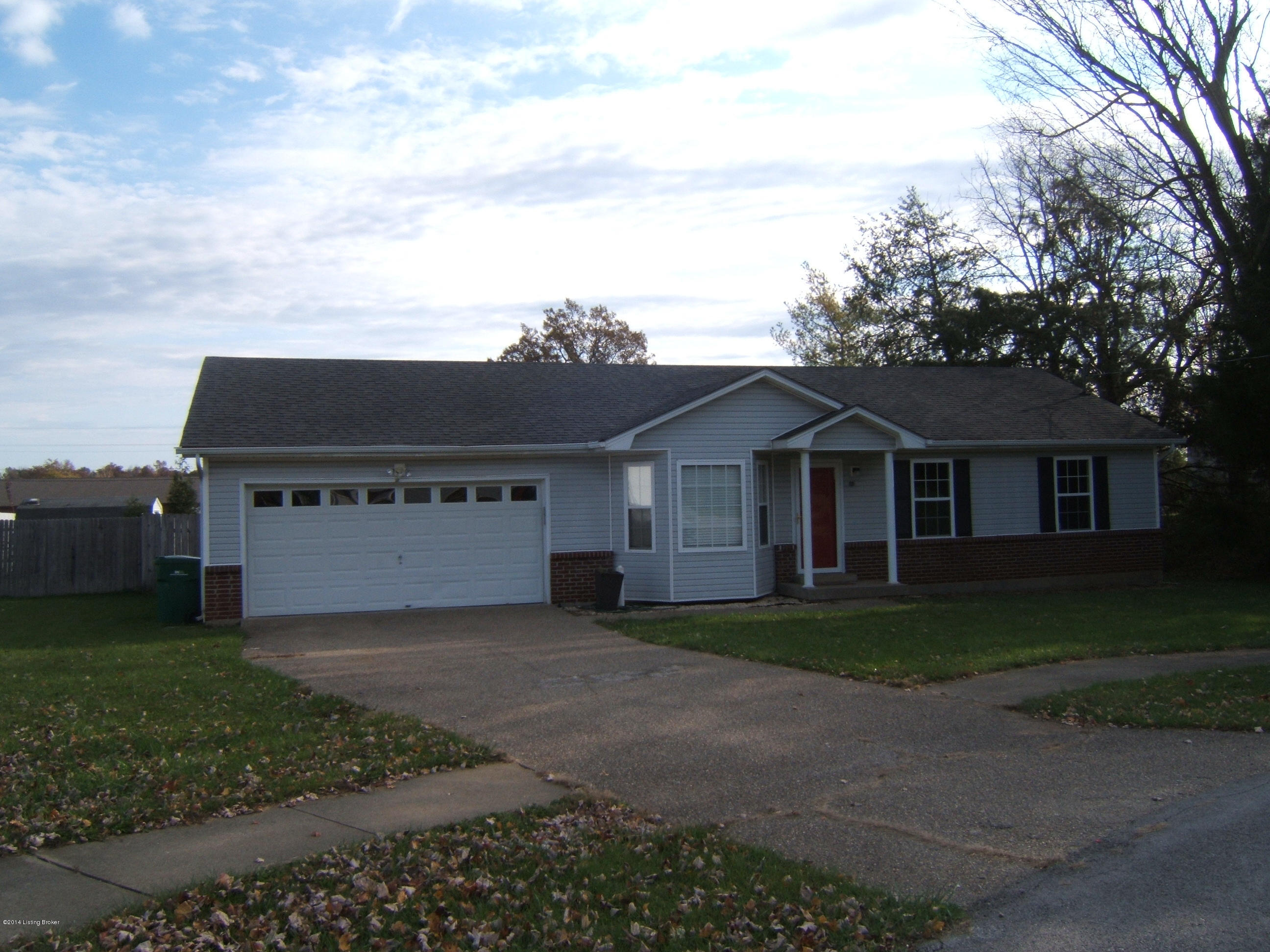 102 Tim Court Radcliff, KY 40160 - Photo 1 of 24 DSCF1340
