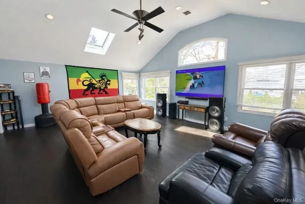 $850,000 | 46 Wilmont Turn, Coram, NY 11727