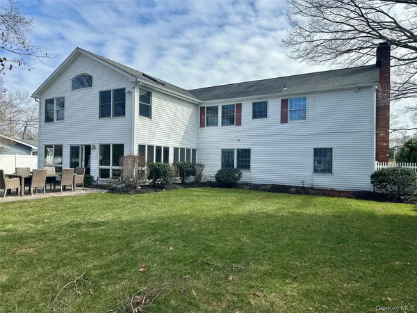 $850,000 | 46 Wilmont Turn, Coram, NY 11727