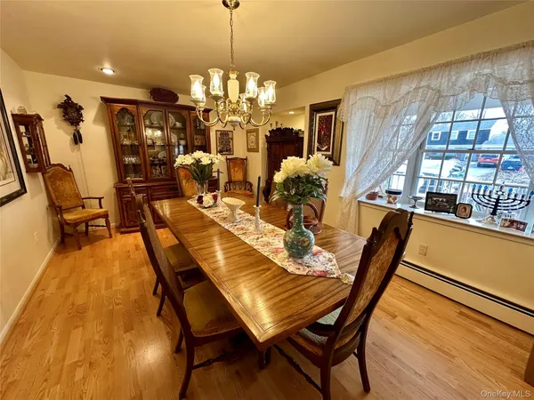 $850,000 | 46 Wilmont Turn, Coram, NY 11727