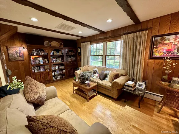 $850,000 | 46 Wilmont Turn, Coram, NY 11727