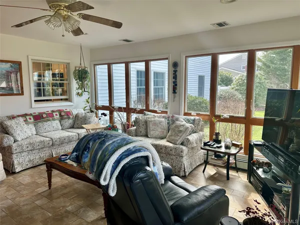 $850,000 | 46 Wilmont Turn, Coram, NY 11727