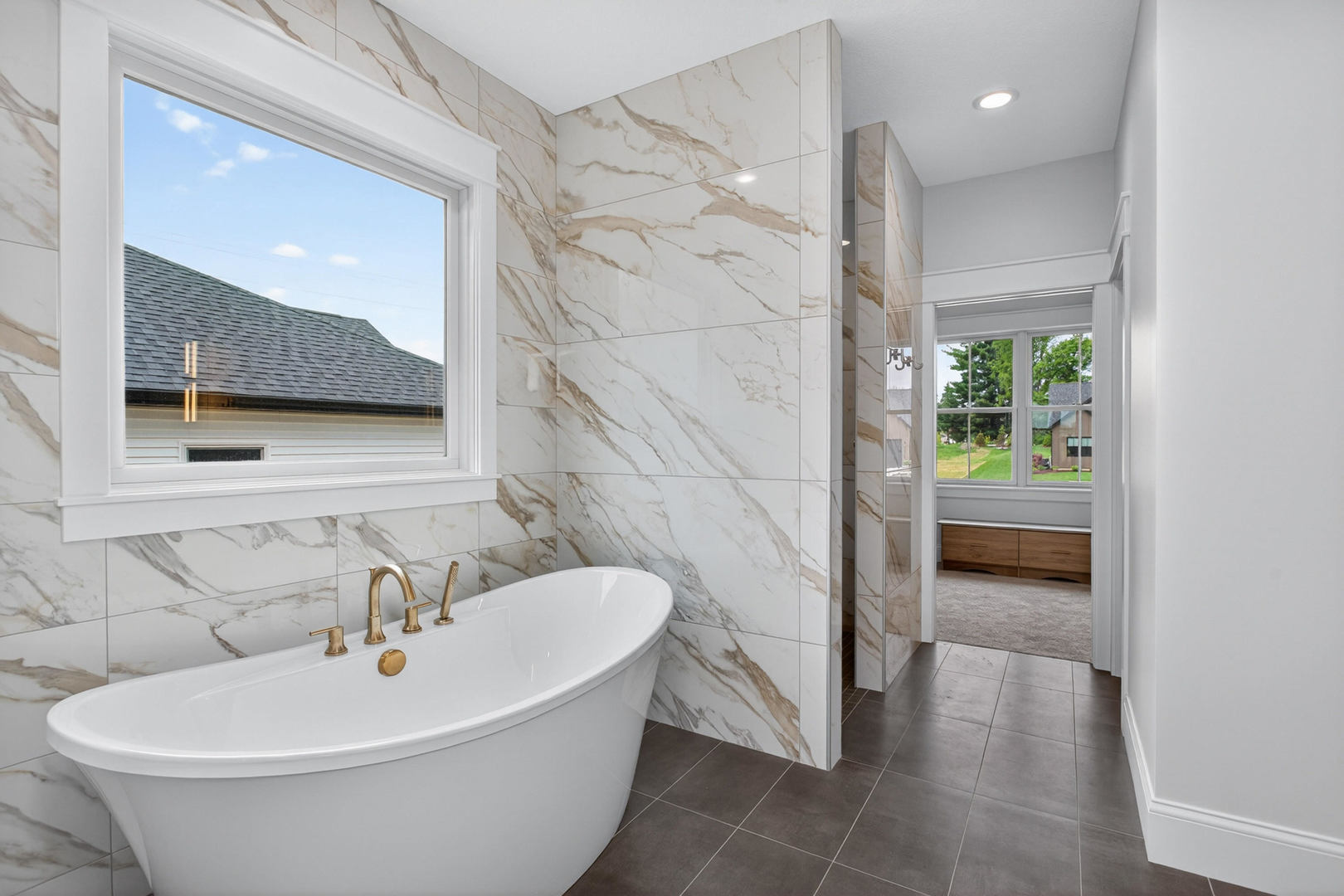 6928 Wilderness Pointe Bettendorf, IA 52722 - Photo 31 of 48