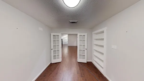 $1,900 | 90 South Cobble Hill Circle, The Woodlands, TX 77381