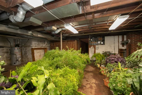 a view of a storage & utility room
