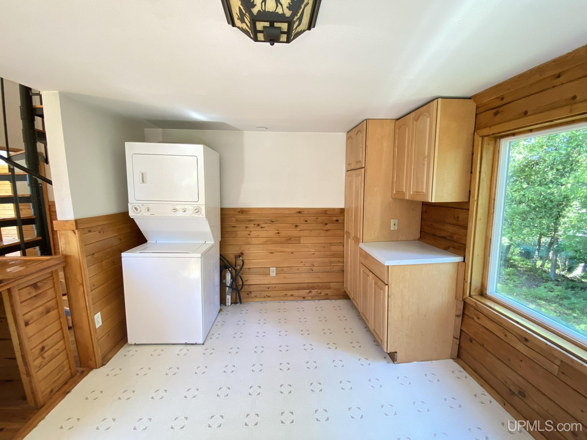 3102 North Gulliver Lake Road Gulliver, MI 49840 - Photo 17 of 39