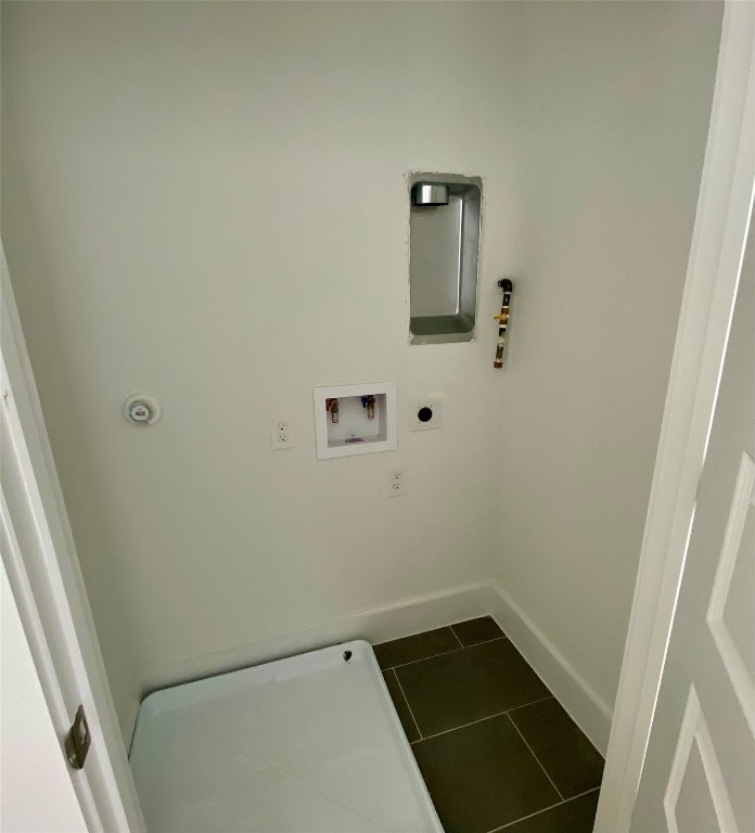 2500 Sweeney Lane, Unit B BACK HOUSE Austin, TX 78723 - Photo 12 of 17 close up of a white marble wall