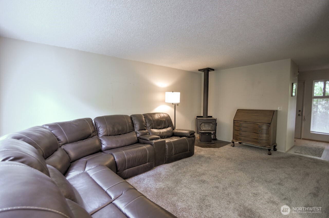 7411 Fairview Road Southwest, Unit 24 Olympia, WA 98512 - Photo 3 of 24