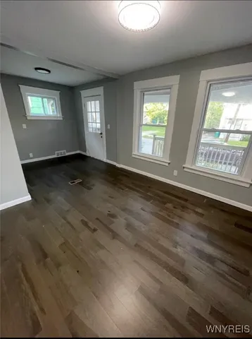 $2,100 | 260 Stevens Avenue, Buffalo, NY 14215