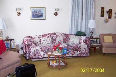 3037 Devonshire Road Allentown, PA 18103 - Photo 2 of 5 Living room