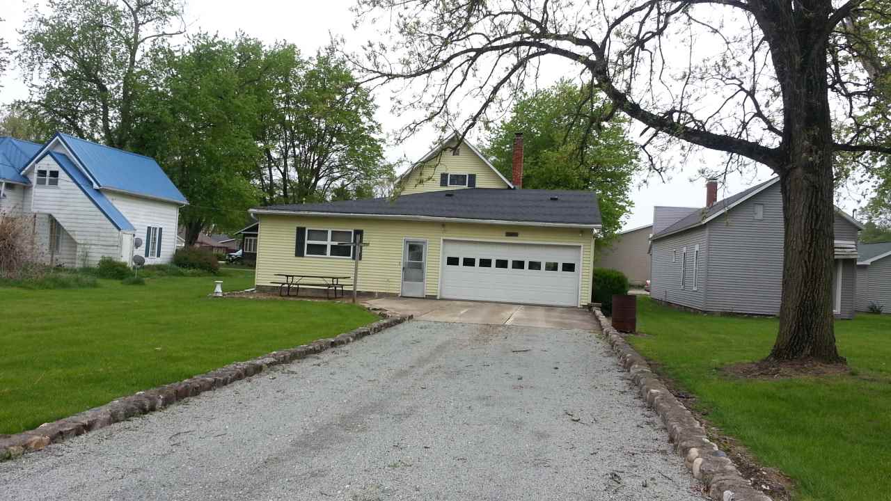 7462 West Main Street Rochester, IN 46975 - Photo 3 of 30
