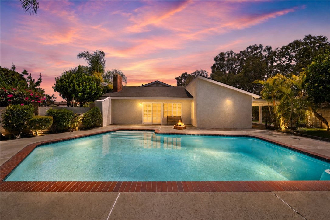 1453 Post Fullerton, CA 92833 - Photo 5 of 54