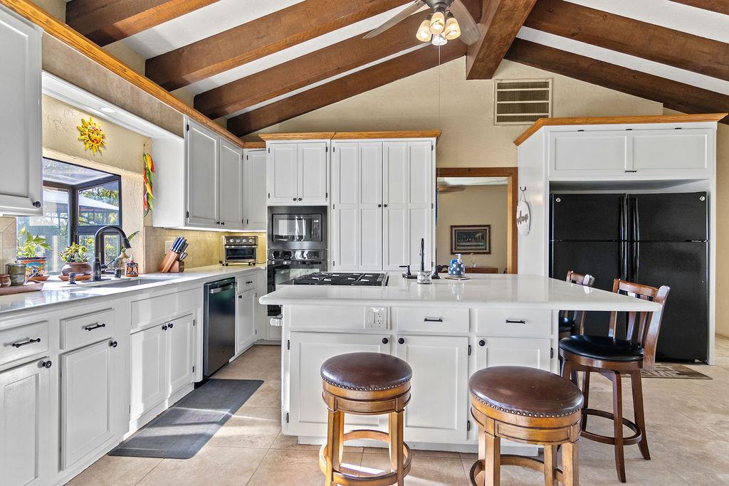 10722 Rawles Road Oakdale, CA 95361 - Photo 28 of 79