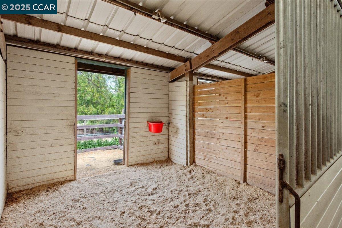 1101 North Gate Road Walnut Creek, CA 94598 - Photo 35 of 56 a view of small space