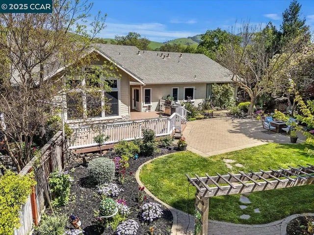 $4,895,000 | 1101 North Gate Road, Walnut Creek, CA 94598