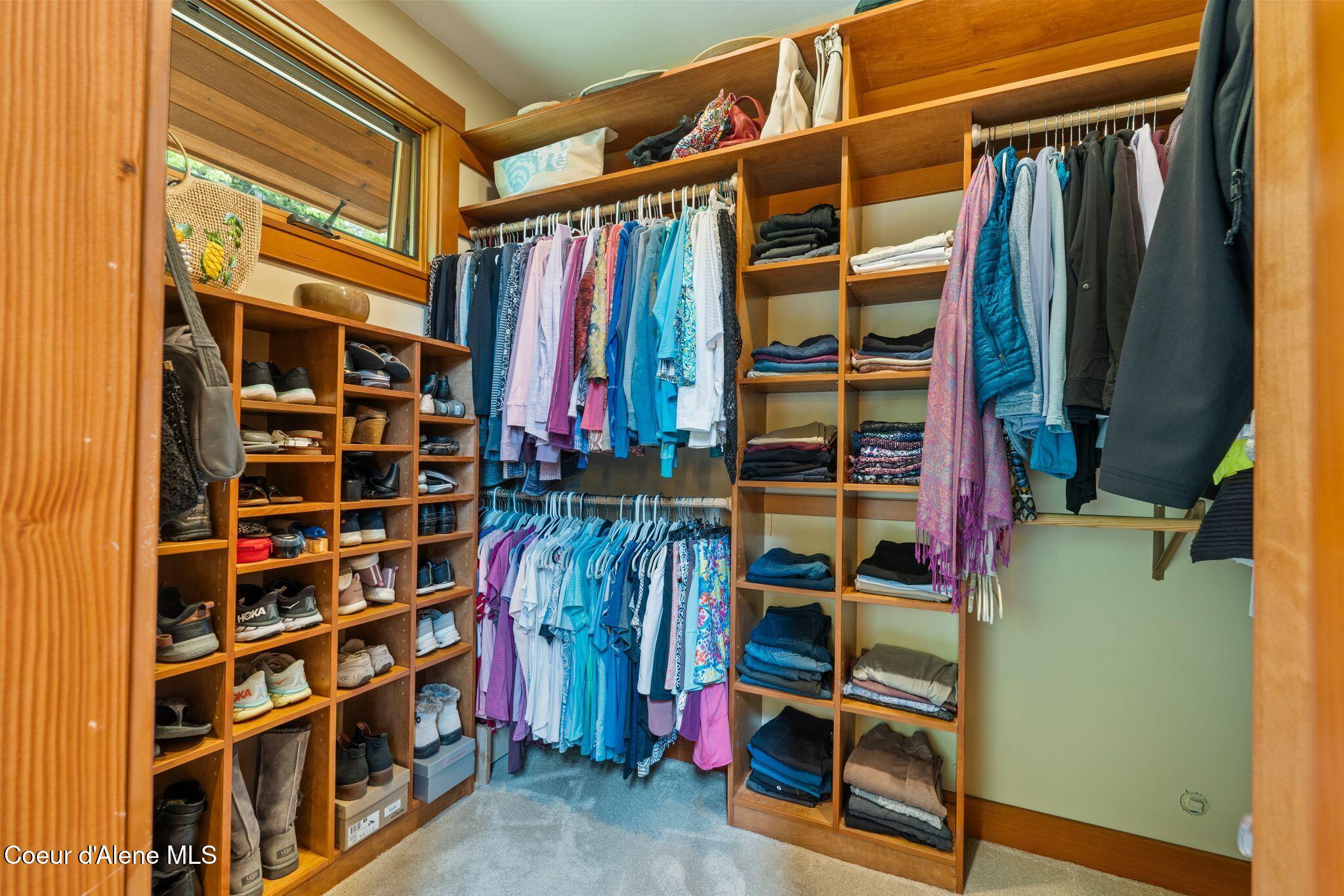 294 Rincon Drive Sandpoint, ID 83864 - Photo 32 of 96 Large Walk-in Closet