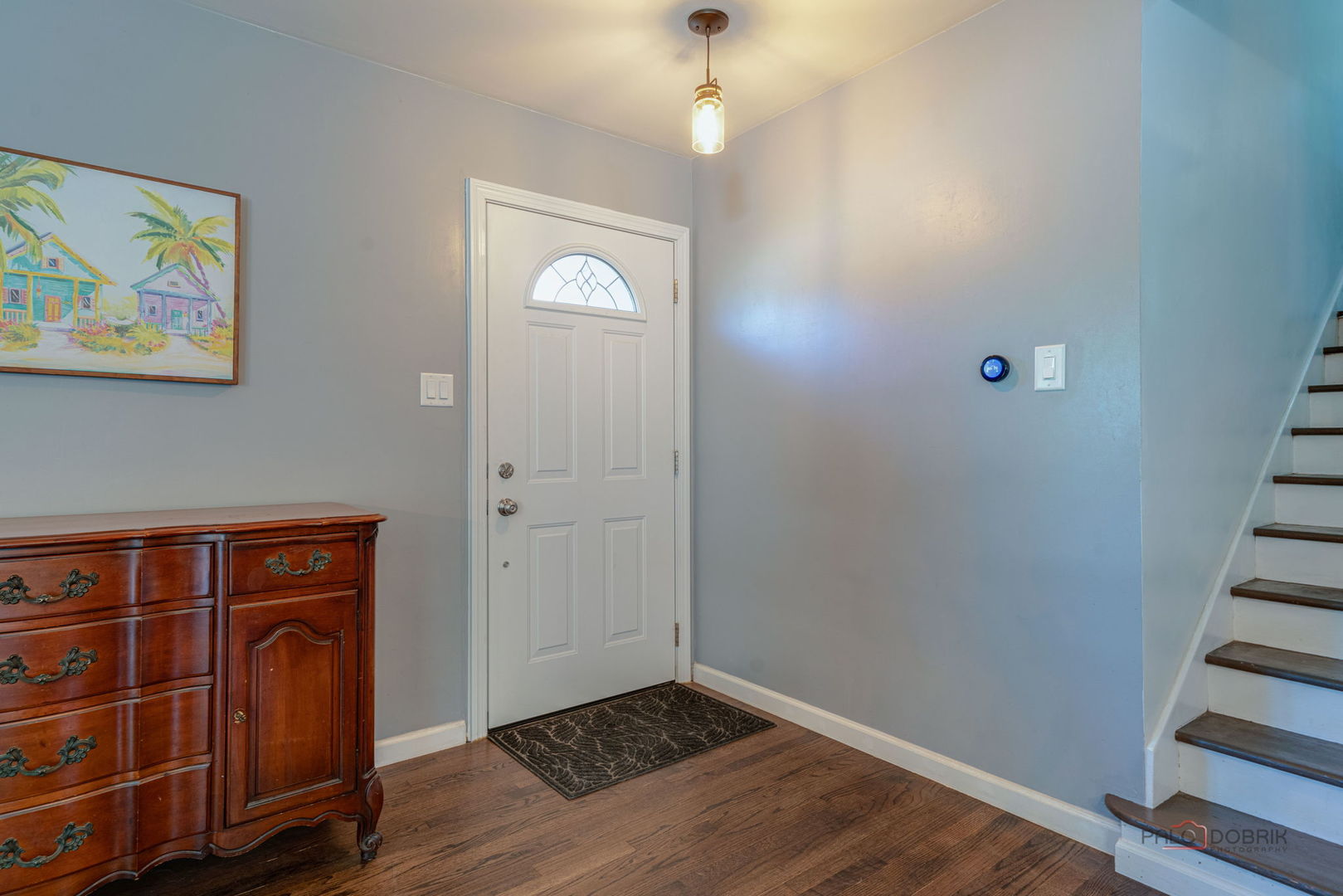489 1st Street Antioch, IL 60002 - Photo 3 of 33 a view of a livingroom with wooden floor