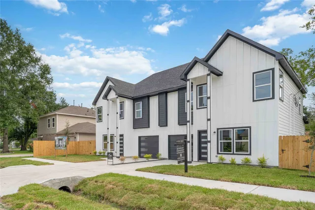 $524,990 | 5420 Lynnfield Street, Unit A/B, Houston, TX 77028