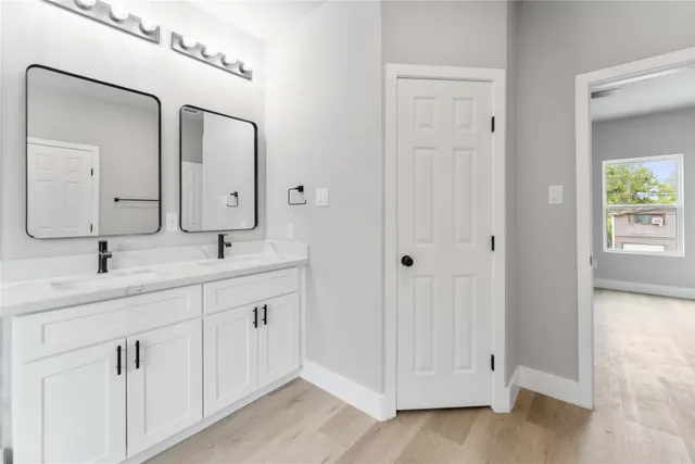 $524,990 | 5420 Lynnfield Street, Unit A/B, Houston, TX 77028