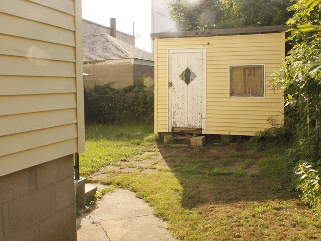 73 Wooley Street Fall River, MA 02724 - Photo 3 of 29