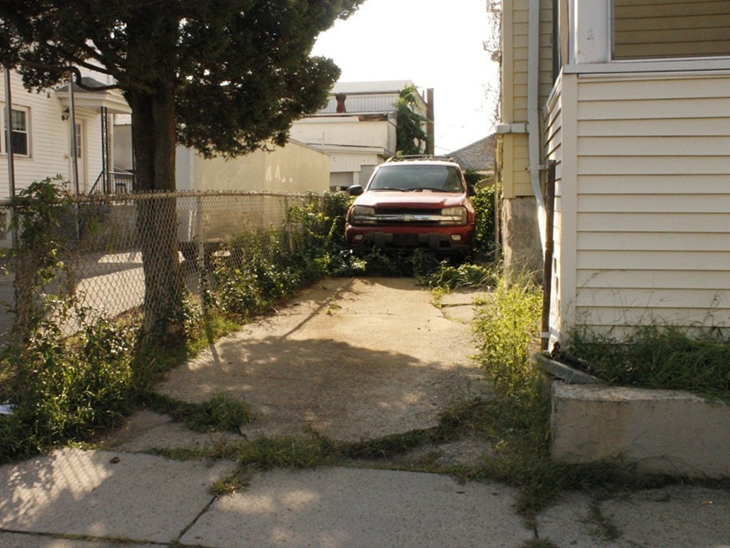 73 Wooley Street Fall River, MA 02724 - Photo 4 of 29