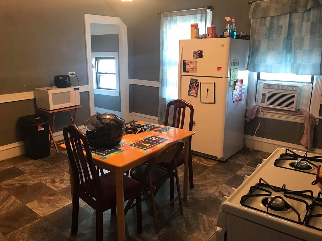 73 Wooley Street Fall River, MA 02724 - Photo 5 of 29