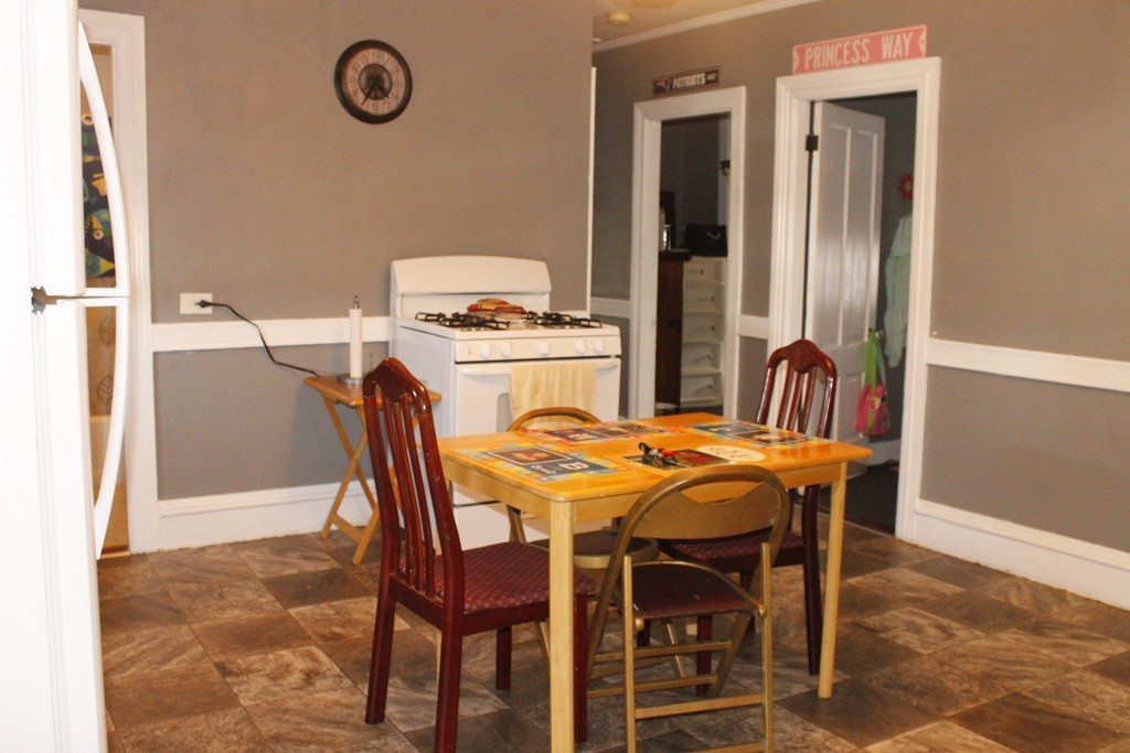 73 Wooley Street Fall River, MA 02724 - Photo 7 of 29
