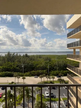 $2,600 | 10044 South Ocean Drive, Unit 1004, Jensen Beach, FL 34957