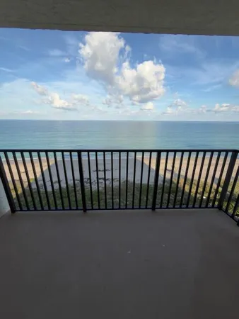 $2,600 | 10044 South Ocean Drive, Unit 1004, Jensen Beach, FL 34957