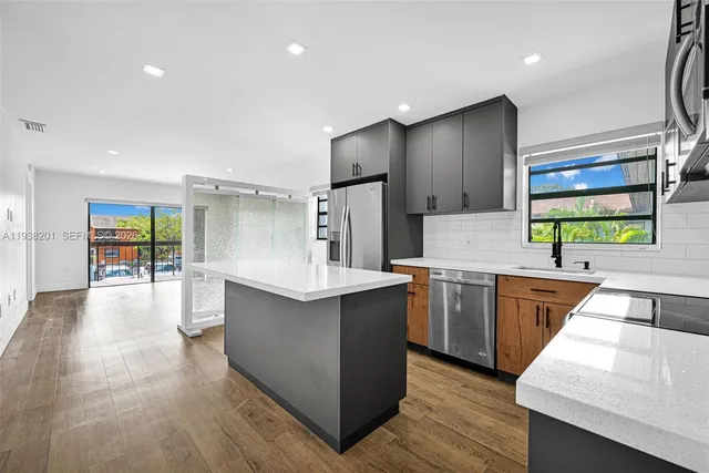 $280,000 | 6215 West 24th Avenue, Unit 2067, Hialeah, FL 33016