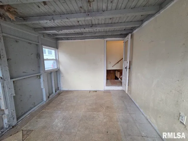 $28,000 | 1324 West Gilbert Avenue, Peoria, IL 61604