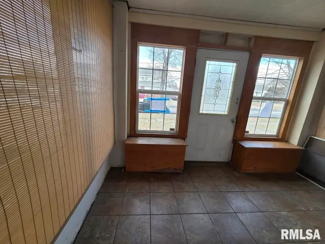 $28,000 | 1324 West Gilbert Avenue, Peoria, IL 61604