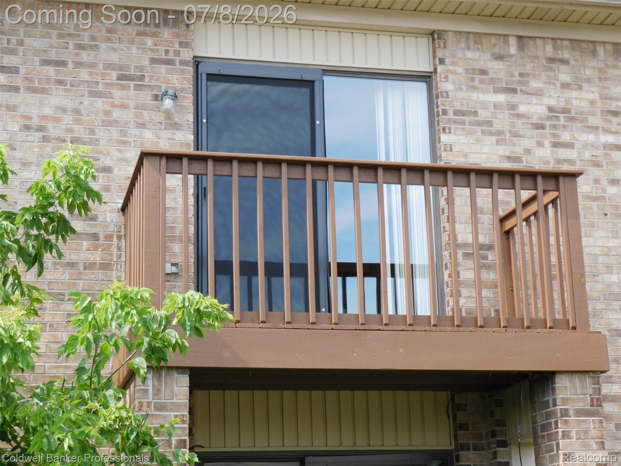 284 East 13 Mile Road Madison Heights, MI 48071 - Photo 3 of 21 DSCI2591.JPG