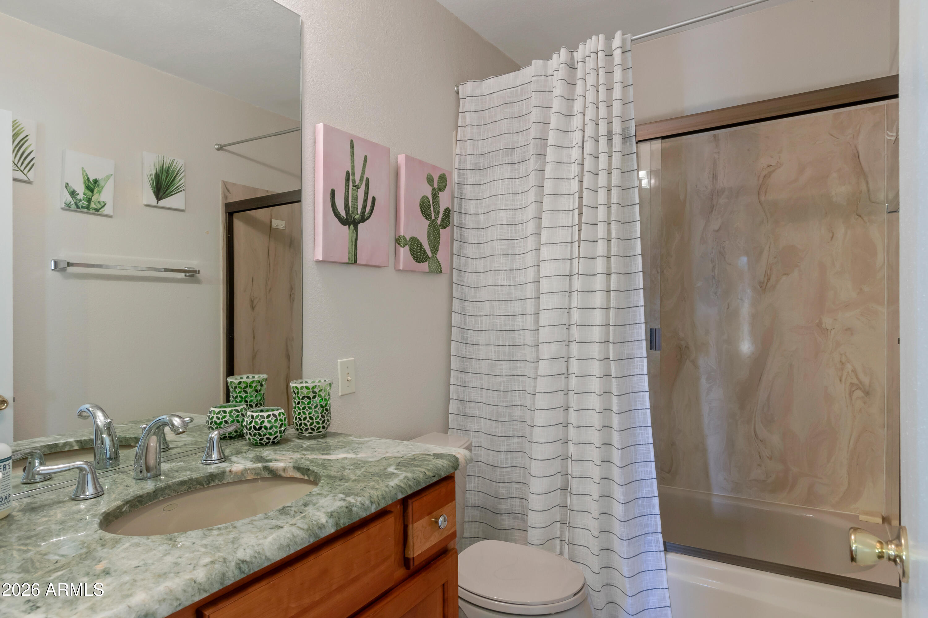 280 Canyon Diablo Road Sedona, AZ 86351 - Photo 12 of 27 Hall Bath