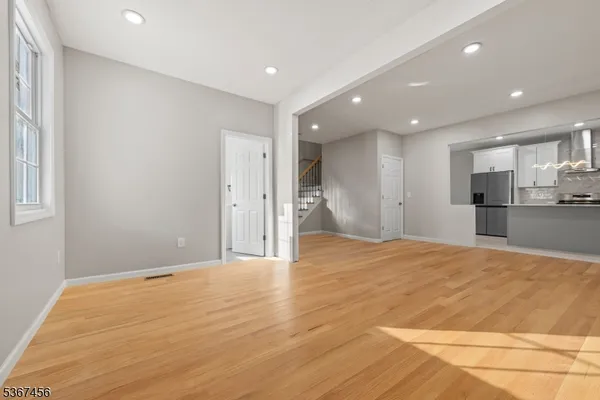 $799,000 | 331 West Lane, Clark, NJ 07066