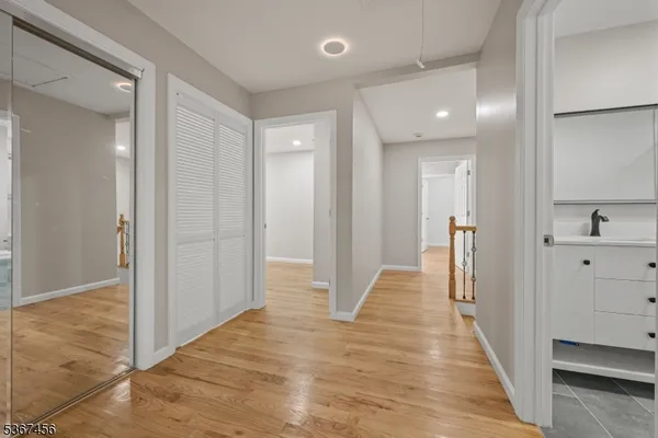 $799,000 | 331 West Lane, Clark, NJ 07066