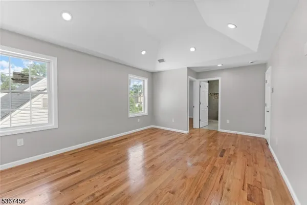 $799,000 | 331 West Lane, Clark, NJ 07066
