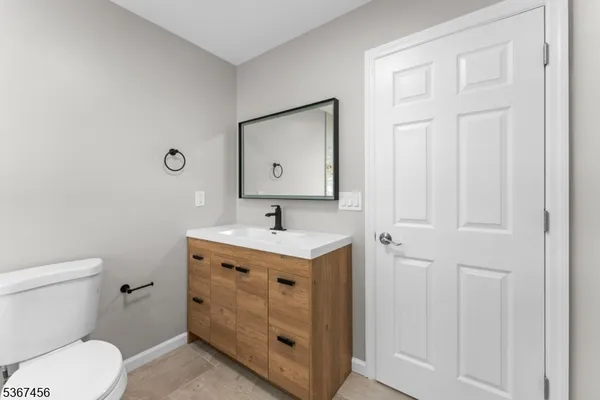 $799,000 | 331 West Lane, Clark, NJ 07066