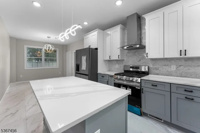 $849,000 | 331 West Lane, Clark, NJ 07066