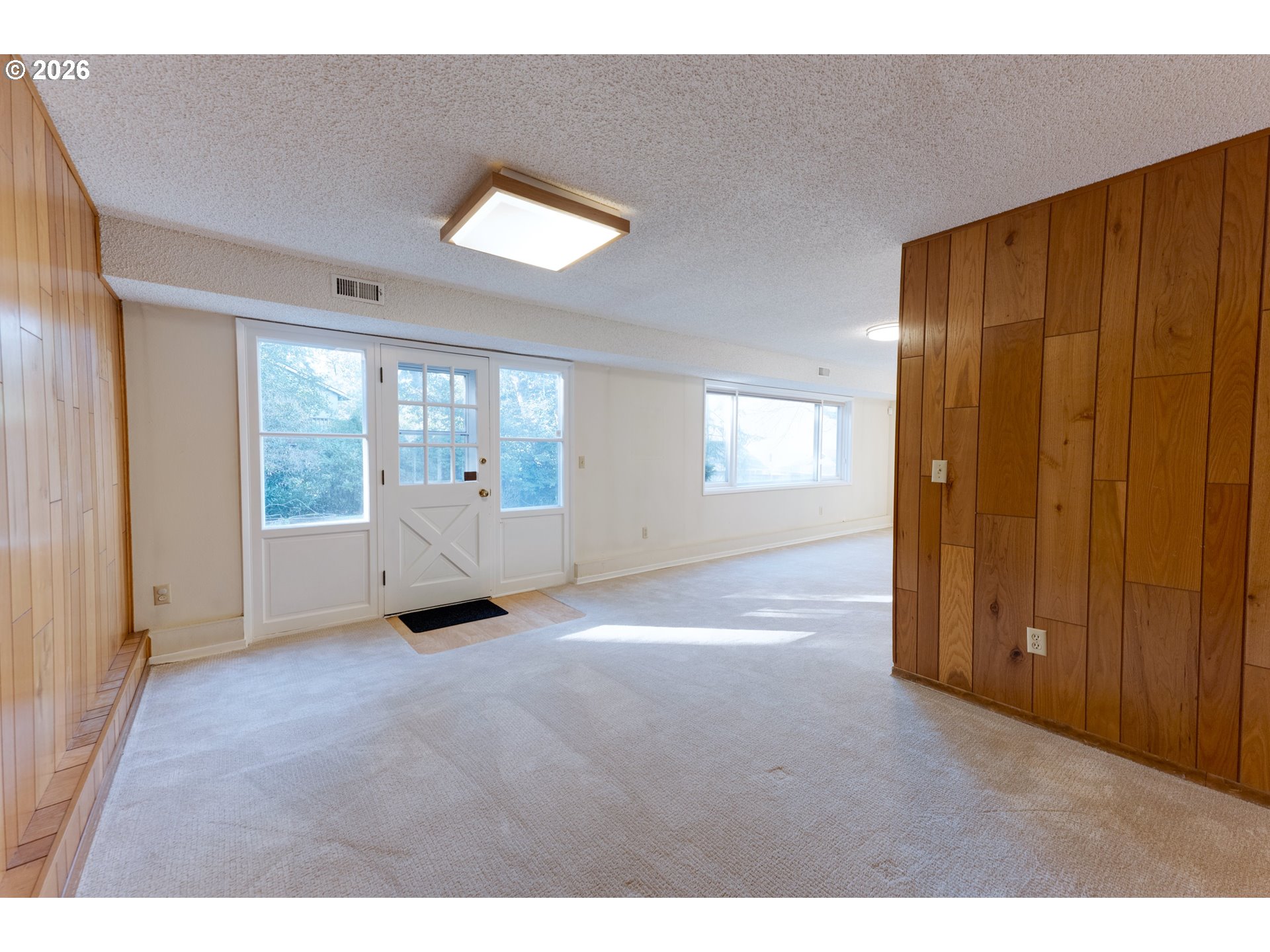 7655 Southwest 142nd Court Beaverton, OR 97008 - Photo 31 of 48 Family Room