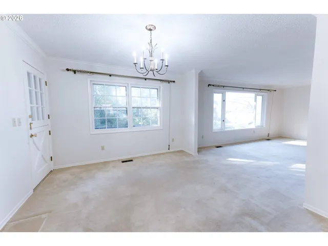 $695,000 | 7655 Southwest 142nd Court, Beaverton, OR 97008