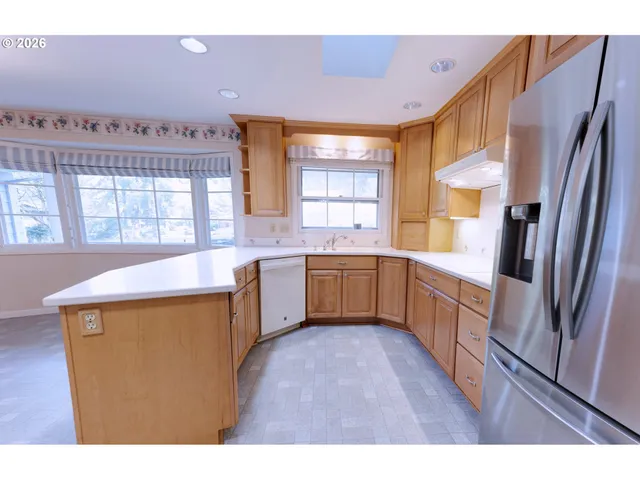 $695,000 | 7655 Southwest 142nd Court, Beaverton, OR 97008