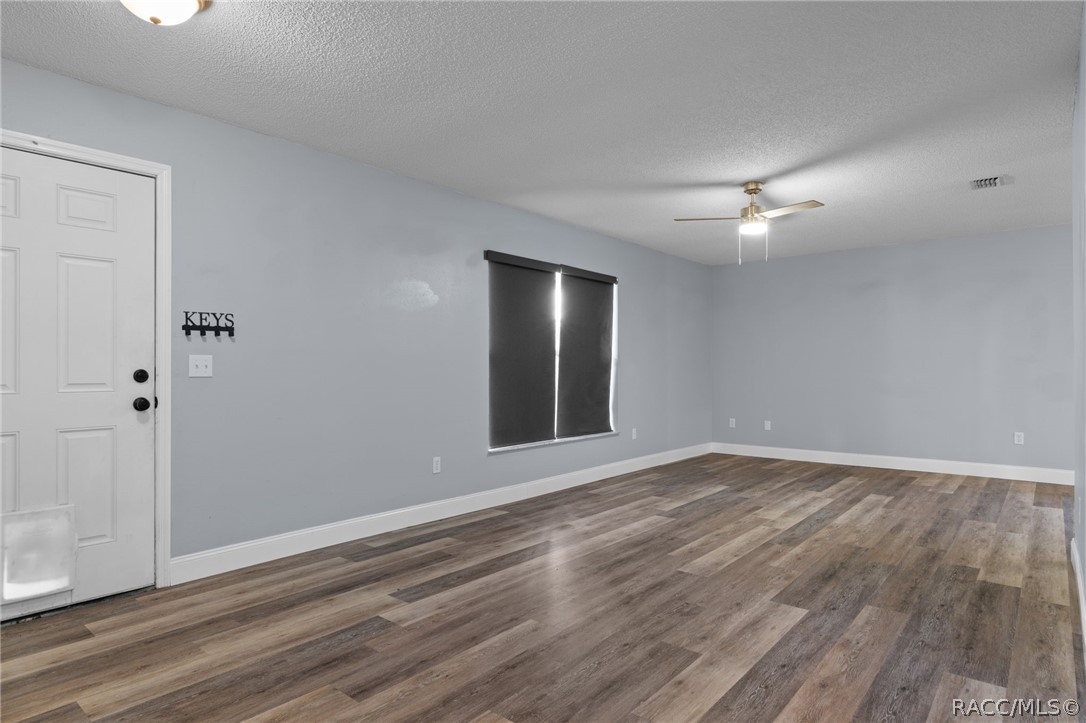 1317 Carl Street Inverness, FL 34453 - Photo 3 of 24