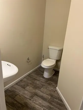 $1,700 | 6614 Splashwater Drive, Flowery Branch, GA 30542