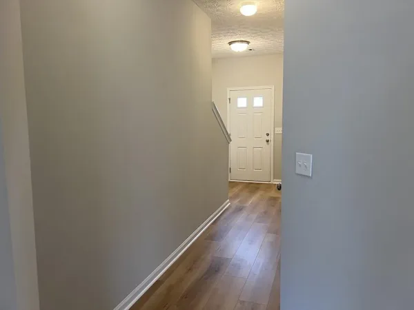 $1,700 | 6614 Splashwater Drive, Flowery Branch, GA 30542